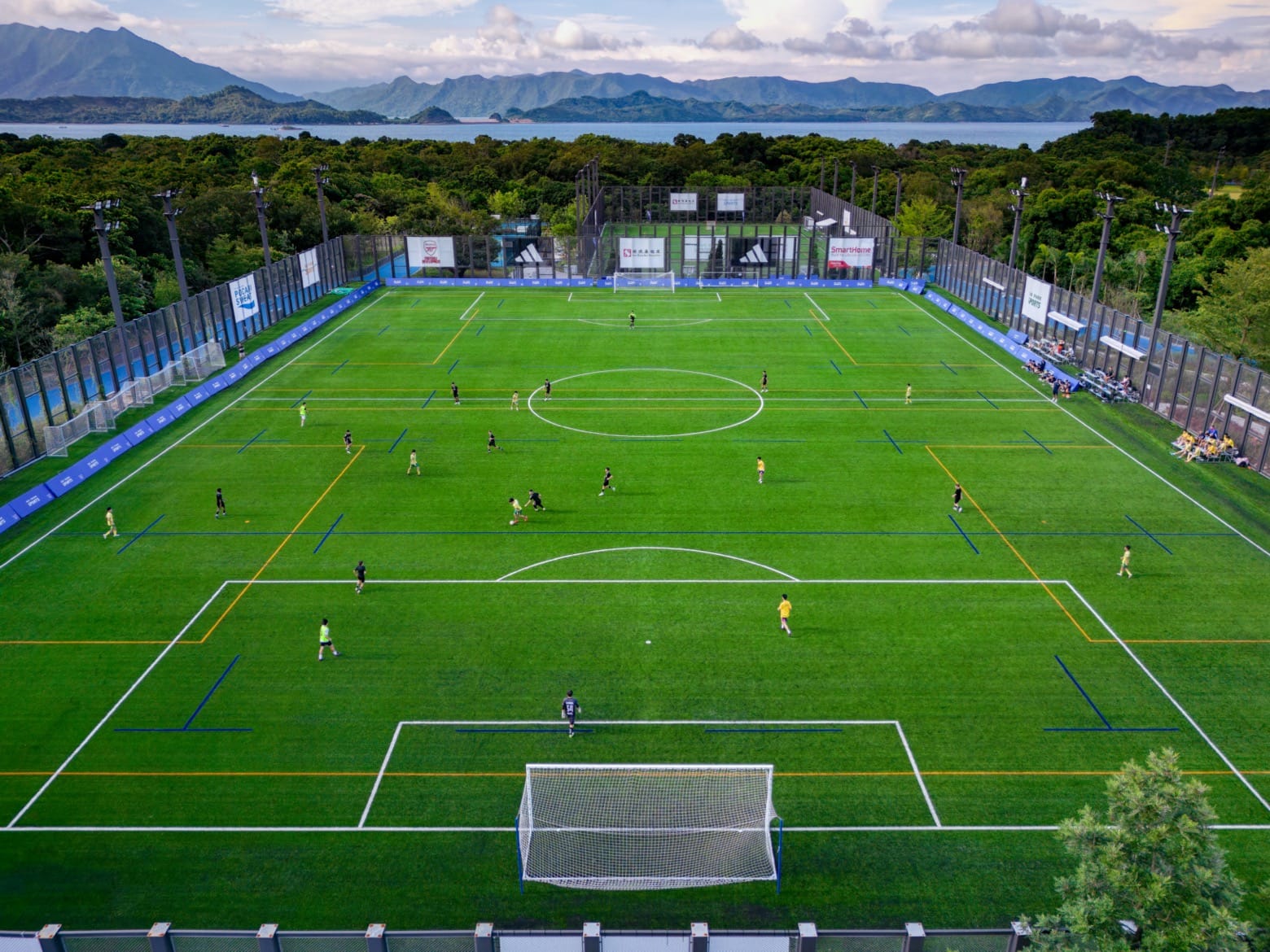 球星生日夜梅开二度，收获双喜