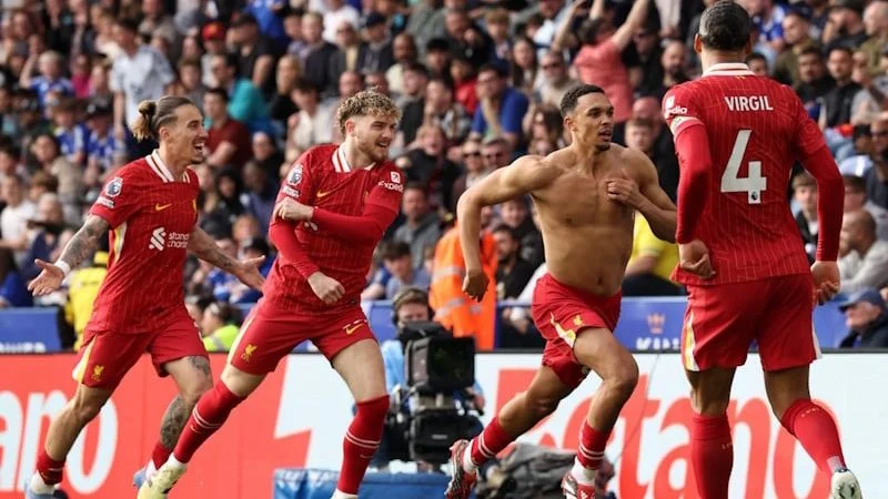 杜兰特关键补篮锁定胜局